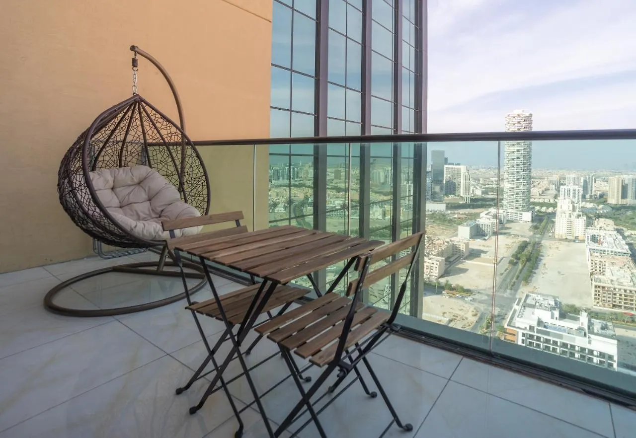 Sky View Tower Apartments ドバイ