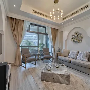 شقة Burj Khalifa Partial View Peak Living Luxury 2br Souk Al-bahar Beside Mall-golden Homes, دبي